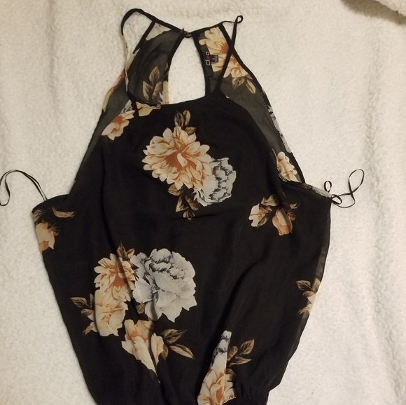 Tops - 🎊Dressy Bodysuit🎊